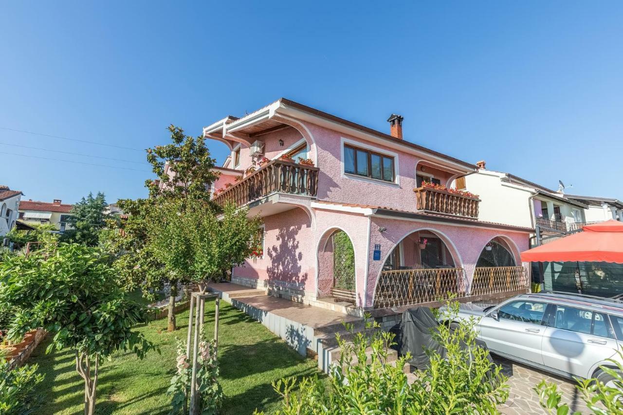 Apartments Darinka Пореч Екстериор снимка
